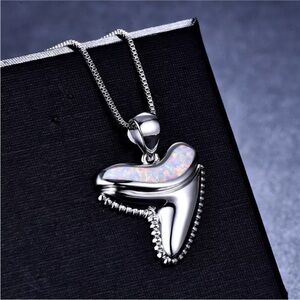 White Simulated Opal Turtle Crocodile Tooth Shape Pendant Silver Necklace